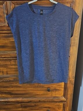 Kyodan Black And Dark Blue Womens Top. Sz XS, Relaxed Fit